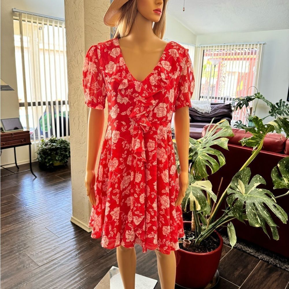 Lulu’s Ximena Coral Red Floral Print Ruffled Short Sleeve Mini Dress sz M EUC